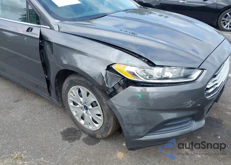 2014 Ford Fusion S из США, поврежденный, VIN 1FA6P0G77E5361881